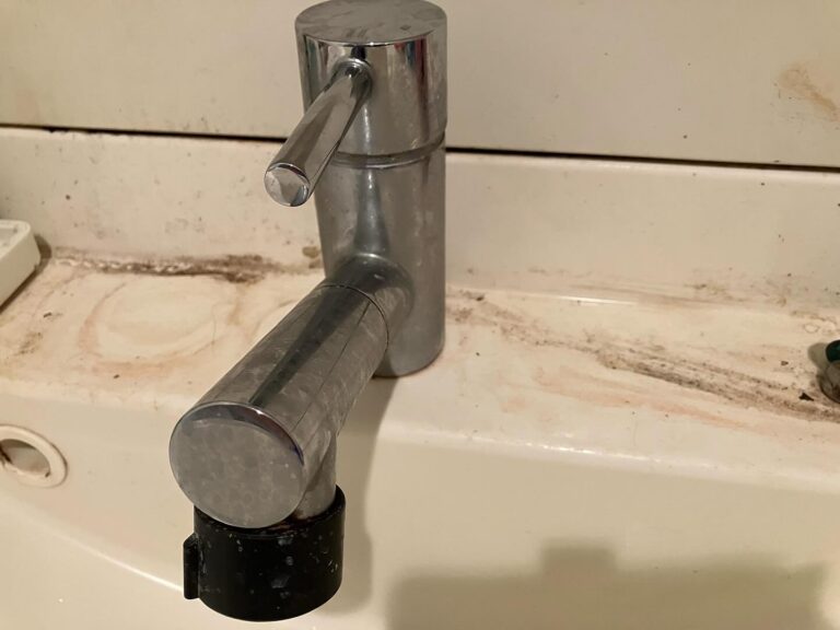 茨木市　大池　洗面蛇口水漏れ